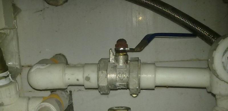 沂南便民维修之厨房水管漏水处理方法